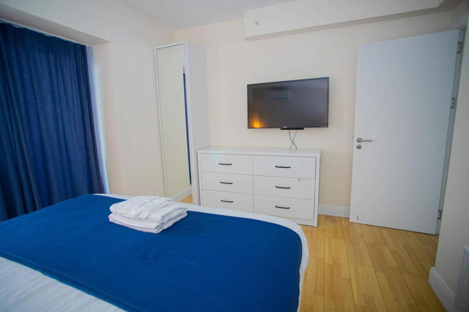 Lux Apart Hotel 555 Batumi Esterno foto