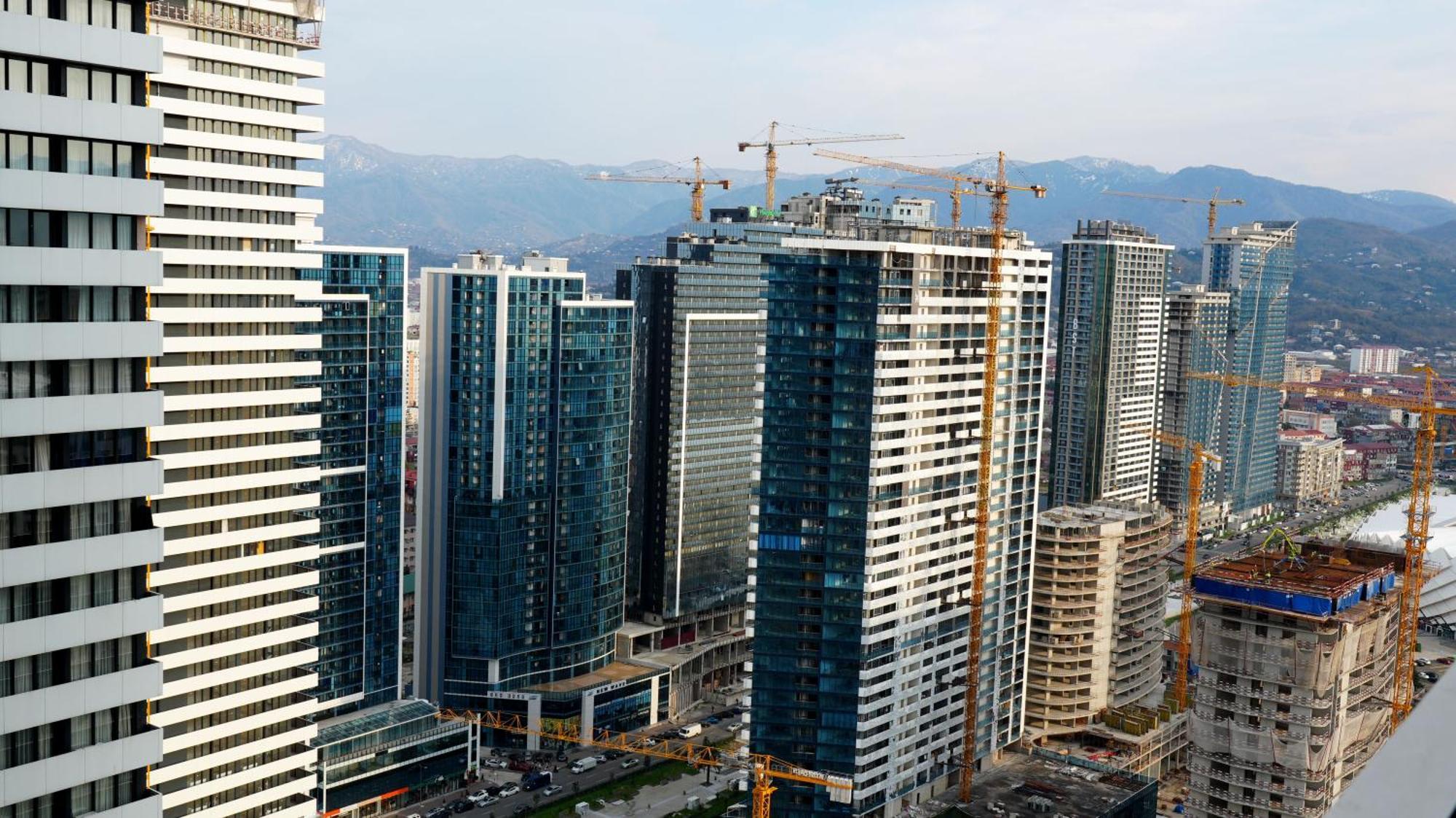 Lux Apart Hotel 555 Batumi Esterno foto