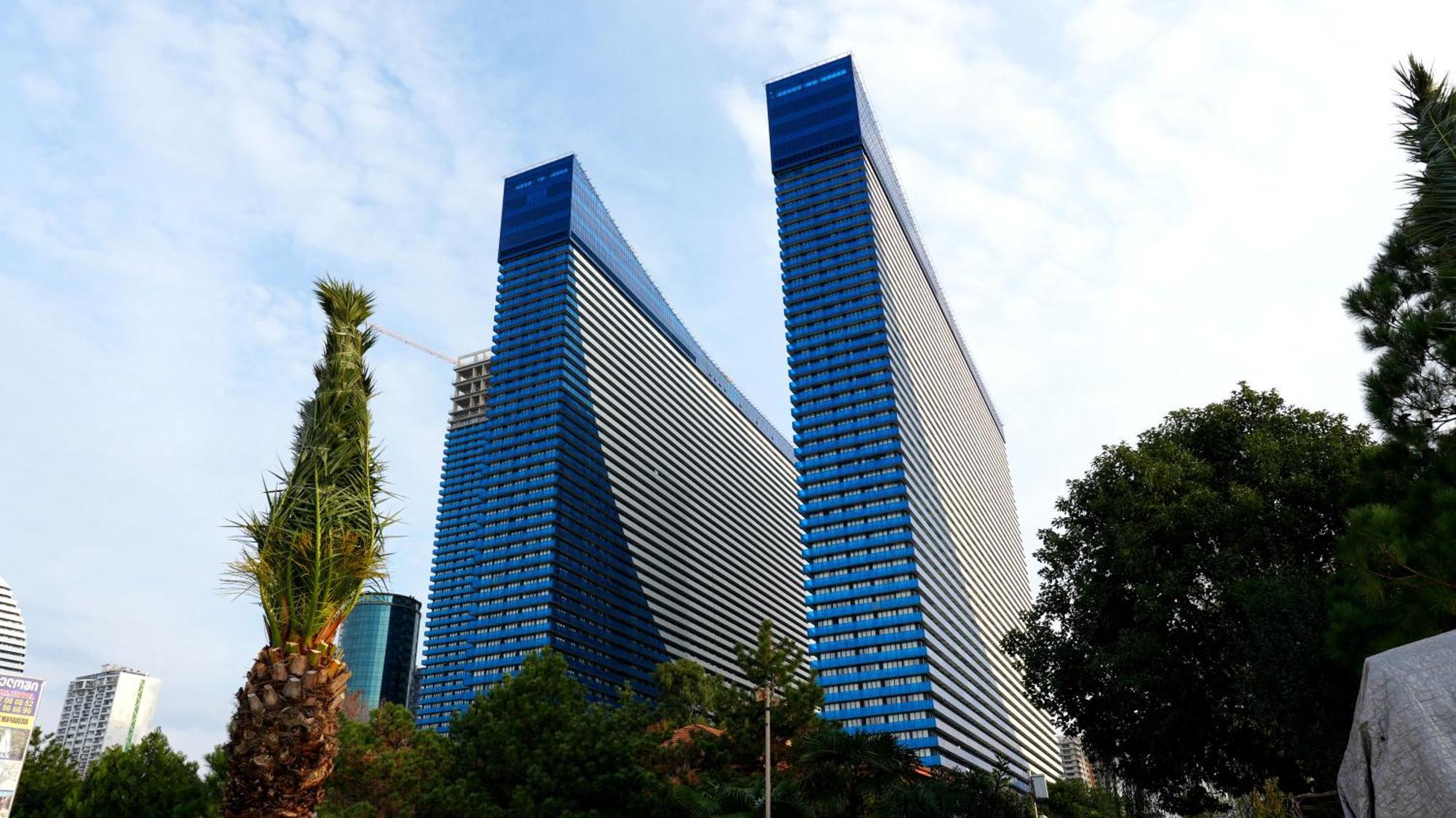 Lux Apart Hotel 555 Batumi Esterno foto